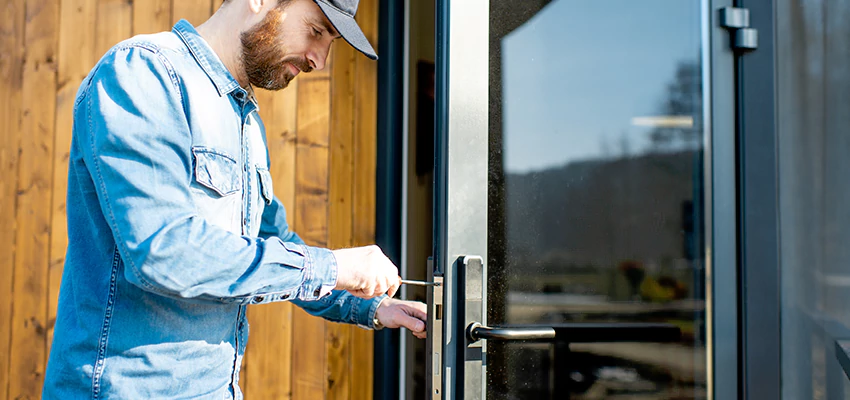 Frameless Glass Storefront Door Locks Replacement in Earlimart, CA