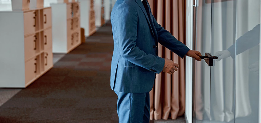 Commercial Glass Door Locks in Earlimart, CA